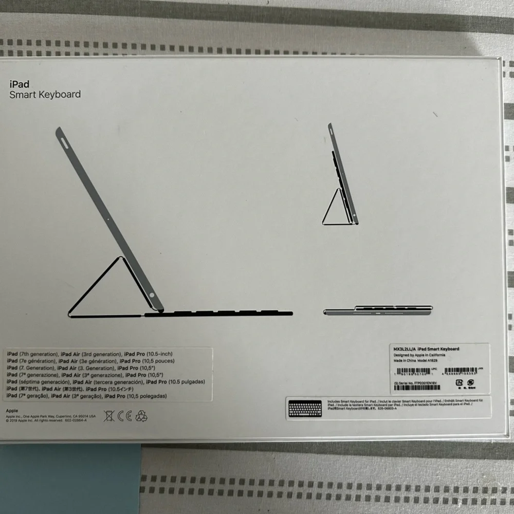 Apple Smart iPad Keyboard iPad Pro 10.5-inch, Open Box